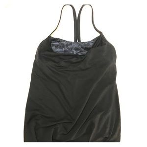 Lululemon top size 4